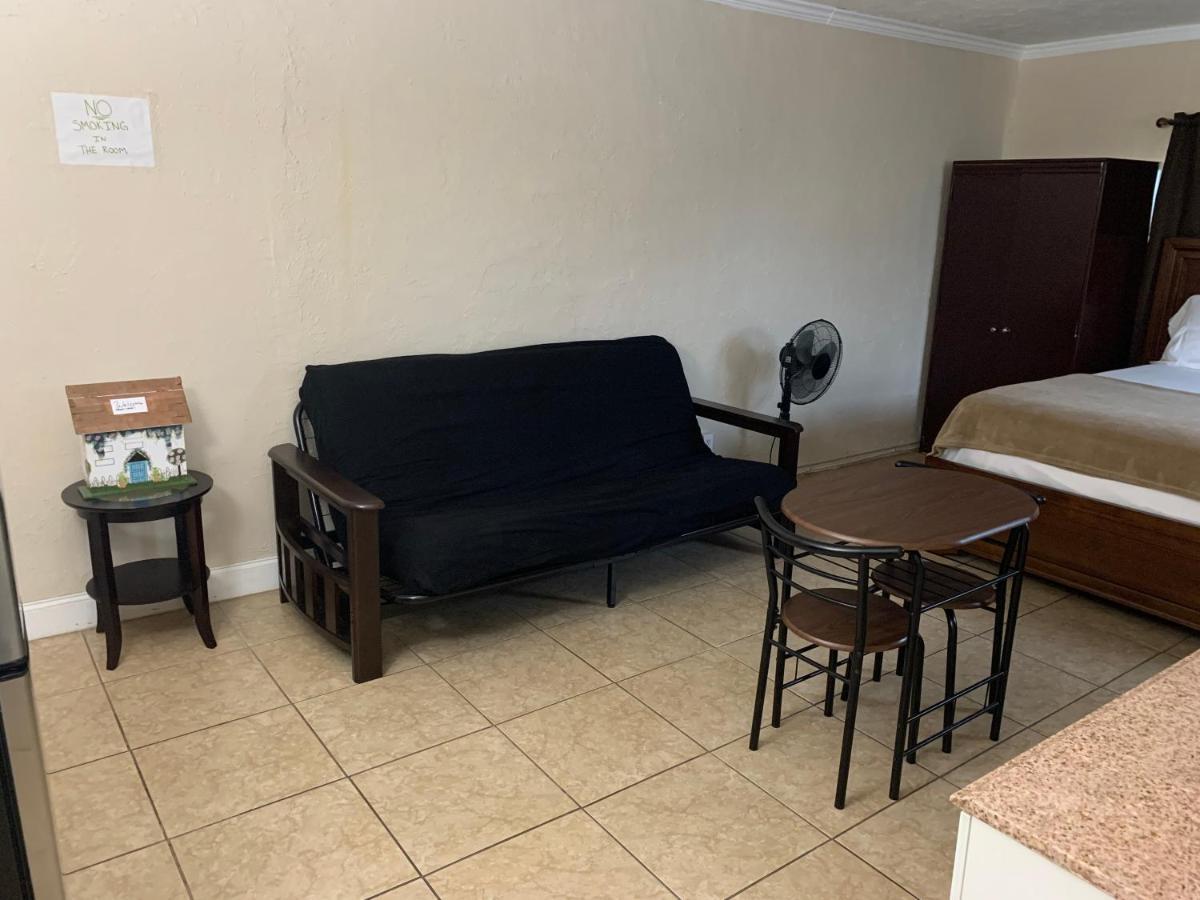 Quiet Cozy Efficiency Appartamento Hollywood Esterno foto